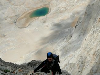 Fotoğraf 4:Volkan son ip boyunda yükselirken